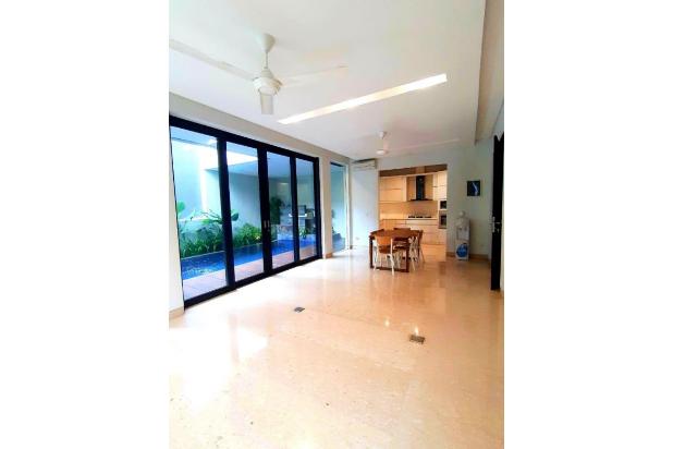 Modern townhouse in Cilandak area. Must see