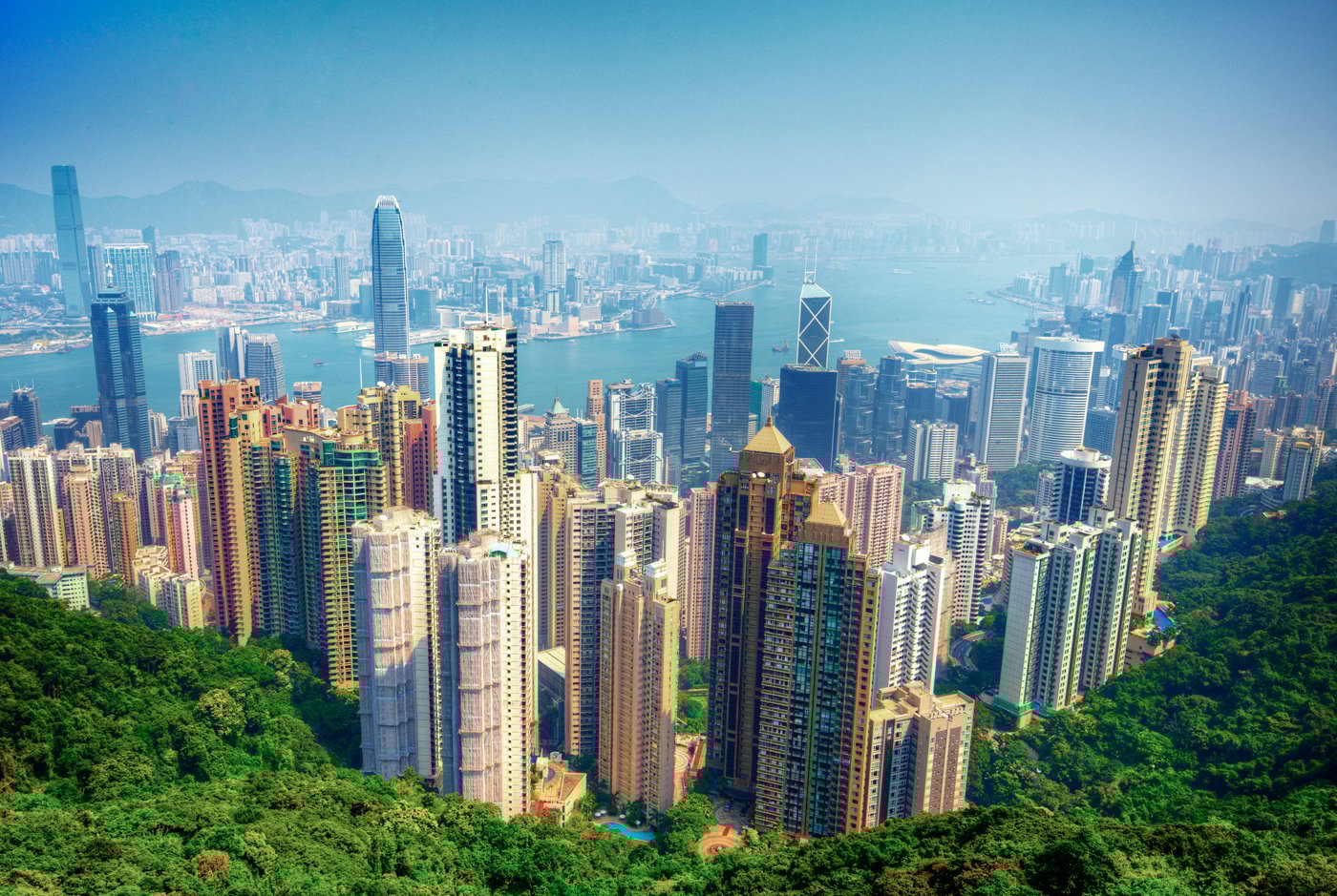hong-kong-blue-skyline