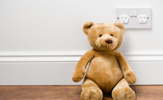 Child-proofing sockets