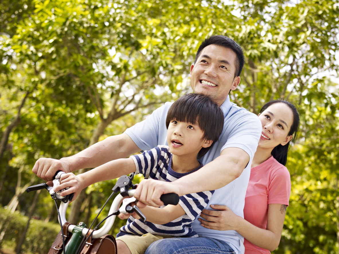 Family cycling