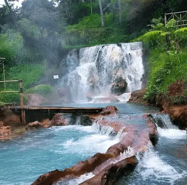 Curug Cipanas Lembang