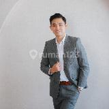 Sebastian Tan Putra