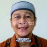 Nizar S