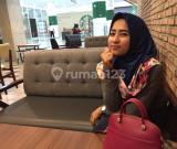 Vika Meredian Sari Vika Meredian Sari