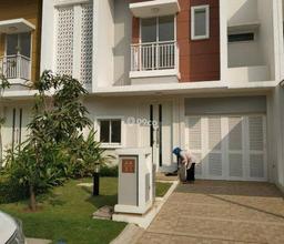 Rumah dalam Cluster Mewah