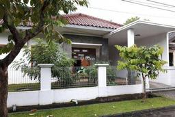 Rumah siap huni di Kemang Pratama