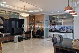 Rumah di permata Buana, Uk.8x18 , 3 Lantai , Renov dan Furnish , SHM , Permata Buana , Jakarta Barat