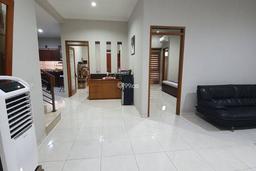 Rumah Bagus Taman Holis Indah II 