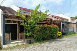 Rumah Bersih Terawat Siap Huni Dalam Kota Jombang