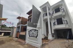 Rumah Murah American Classic POOL Samping Ragunan Jakarta Selatan