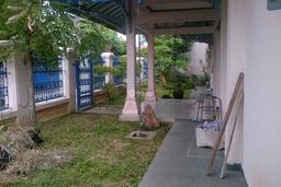 Rumah Second Mewah Dekat Bandara