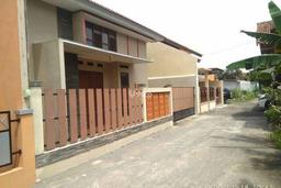 Rumah Cantik Asri Colomadu Karanganyar