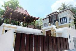 Villa Modern Di Yogyakarta Ala Ubud Bali View Cantik