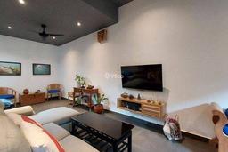 Dijual Cepat Rumah 2 Lantai Style Villa Full Renovasi