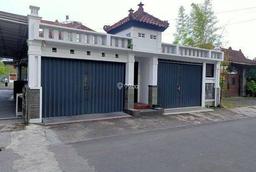 Rumah Tanah Luas Siap Pakai Di Depok Dekat Ringroad Utara