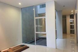 Rumah Taman Kebon Jeruk 2 lantai, siap huni