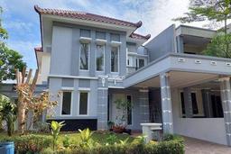 Rumah Cantik Sekali di Legenda Wisata