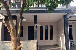 Rumah 2 Lantai Bagus Sertifikat Hak Milik di Jln mahkota' , Bogor
