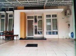 Dijual rumah full furniture di Graha Padma 