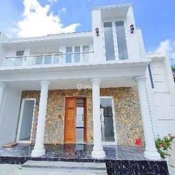 RUMAH GAYA EROPA DI JOMBOR