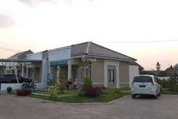 Rumah Siap Huni Posisi Pojok Taman Luas 