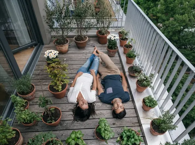5 Cara Memilih Pot Tanaman untuk Rooftop Garden, Dijamin Awet! 5 Cara Memilih Pot Tanaman untuk Rooftop Garden, Dijamin Awet!
