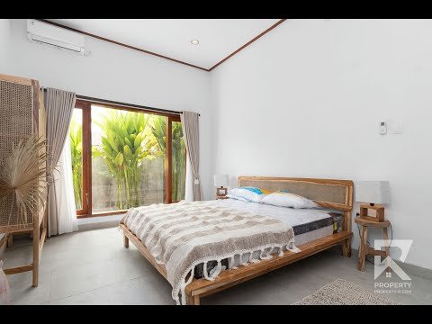 2 Bedroom Villa with Ricefield View for Rent in Umalas Bali