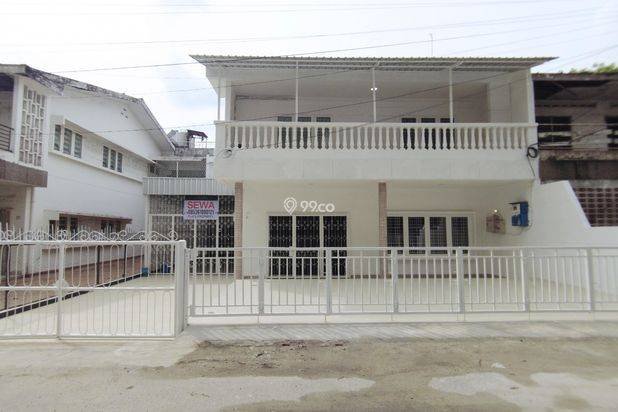 Villa di Jl. Kartini Dalam