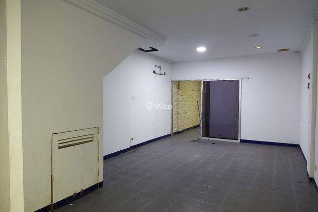Ruko 3.5 lantai di Jalan Raya Alaydrus, Gajah Mada, Petojo