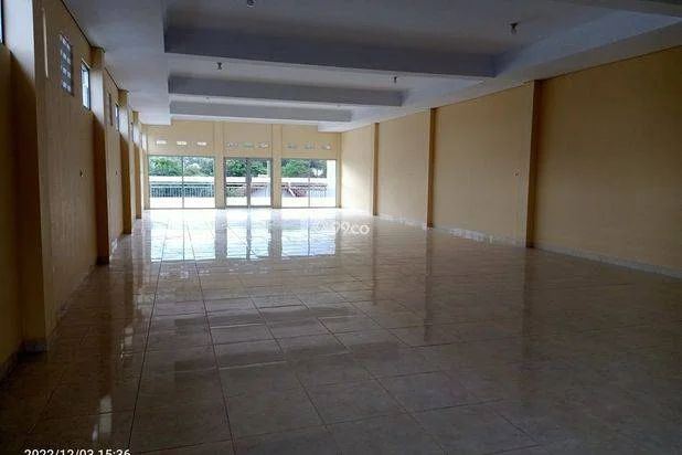 Ruang Usaha Plus Rumah Tinggal di Kalasan