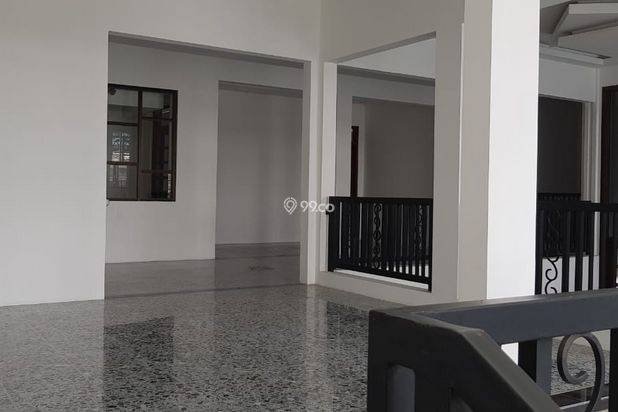 Gedung Kantor Ruko Luas 467 Poros Jalan Sukarno Hatta _ 684B