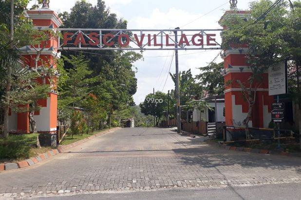 RUMAH DALAM PERUM FASCO VILLAGE 