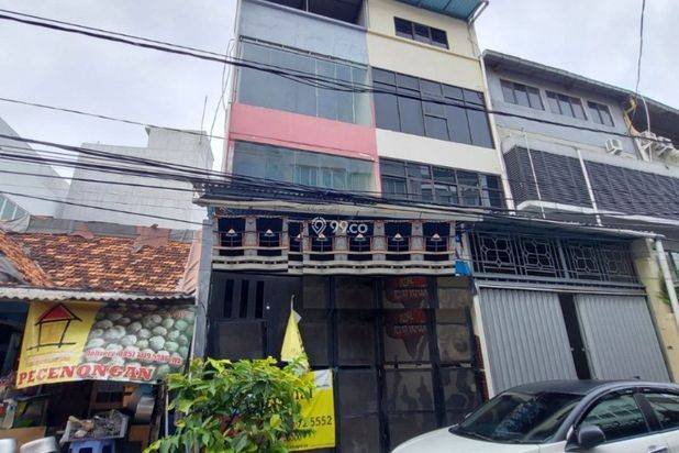 Ruko 3.5 lantai di Batu Tulis. Pecenongan, Gambir