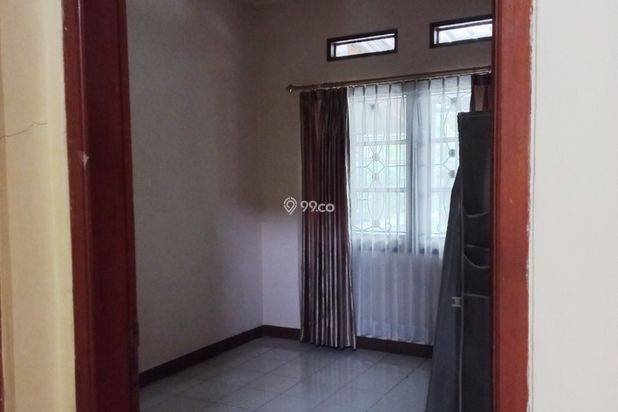 Rumah  standar Komplek  Pinus Regency - Soekarno hatta Bandung