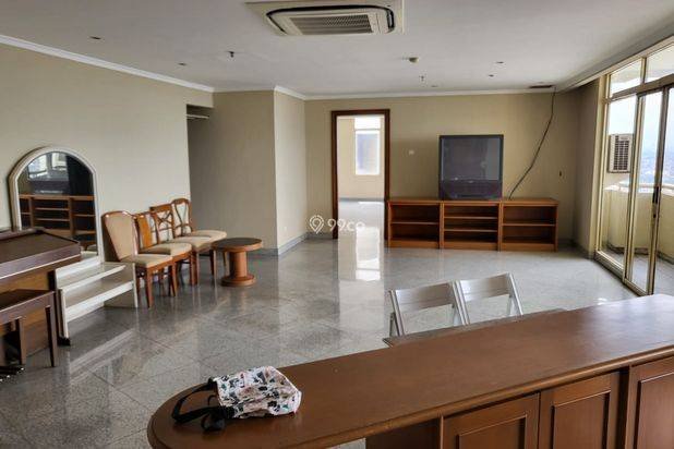 Apartemen Slipi House 4BR Penthouse Jakarta Barat