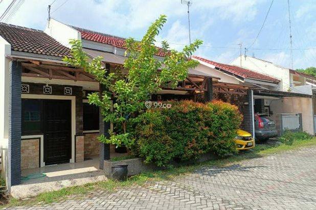 Rumah Bersih Terawat Siap Huni Dalam Kota Jombang