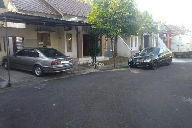 Dijual Cepat Rumah + Isi di Graha Pagutan Kota Mataram
