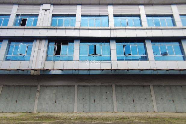 Ruko Gandeng 3 Komplek CBD Polonia ( Padang Golf )