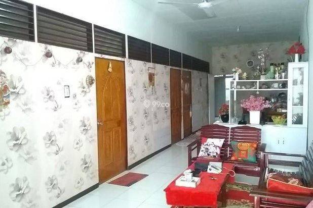 Rumah Tengah Kota Jalan Ketapang, Pontianak Selatan
