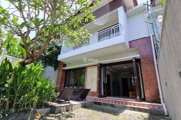 Dijual Villa Lantai 2 Minimalis Kawasan Villa  One Gate Sistem 
