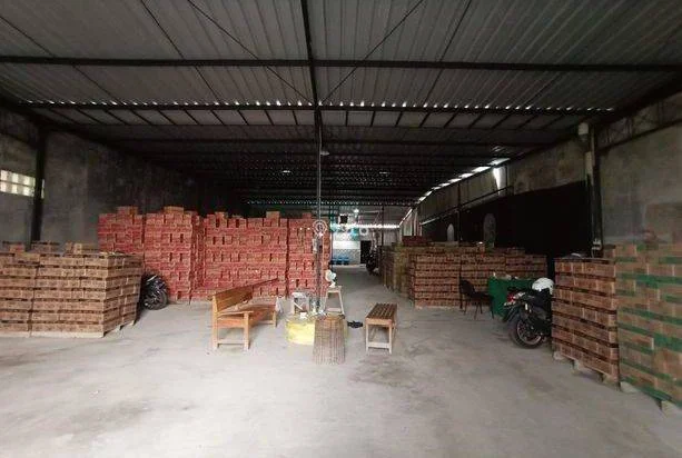 Gudang luas 420 m dekat exit tol Klodran 