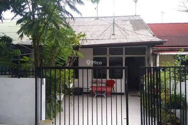 Rumah Tengah Kota Jalan Ketapang, Pontianak Selatan