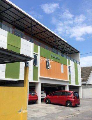 Rumah kos executive semarang full penghuni di Pedurungan dekat Amni