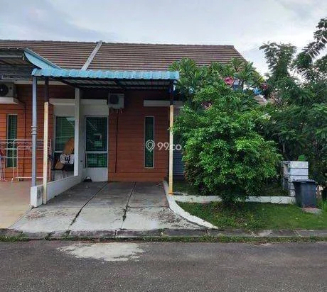 Sewa Rumah 1 Lantai Semi Furnished Costarica