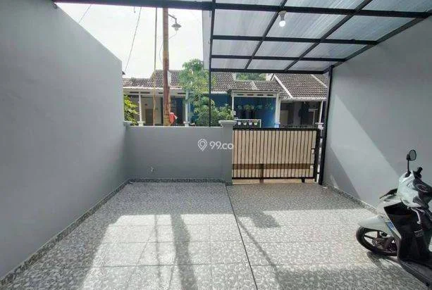 Rumah Tinggal di Perumahan Pesona Laguna Cimanggis 2 Tapos Depok