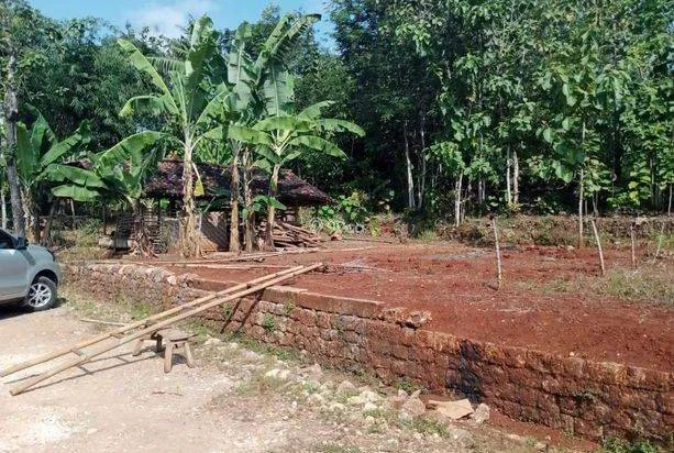 Tanah murah di area yang strategis