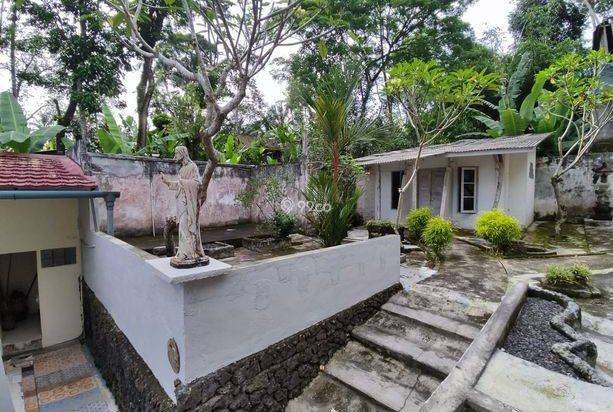 Rumah Cantik 6 Kamar Tidur Hanya 20 Menit Ke Pusat Ubud