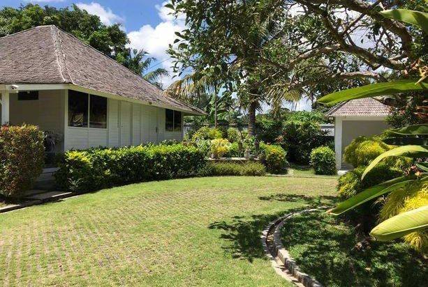 Dijual Cepat Villa Design Cantik Di Kawasan Desa Saba