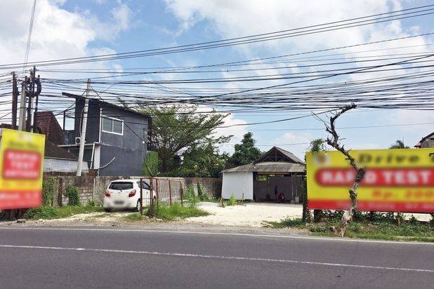 TANAH SANGAT SRATEGIS DI PINGGIR JALAN KEROBOKAN