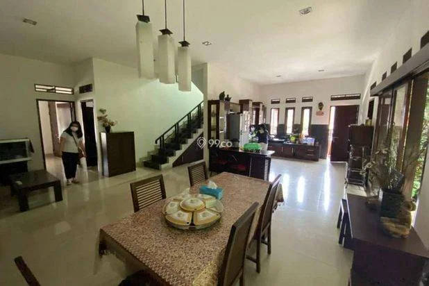 Rumah Nyaman Besar Dalam Komplek Bumi Prima Cimahi Utara